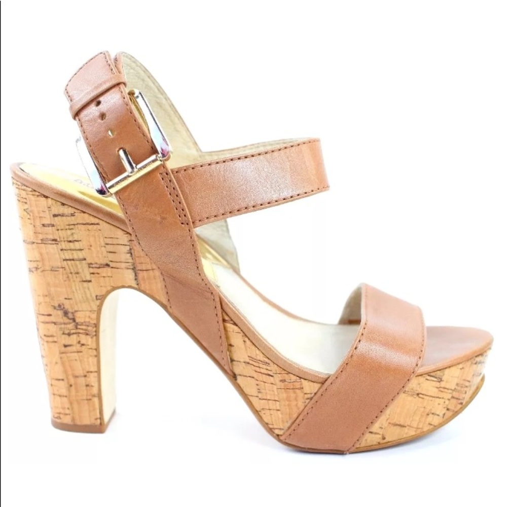 Michael Kors leather sandals 8.5 in luggage!